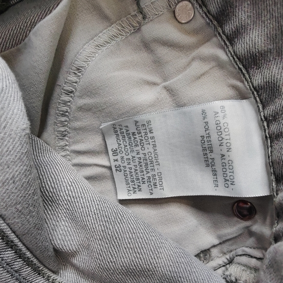 30x32 Men's Denizen Slim Straight Jeans - Picture 9 of 9